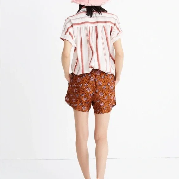 Drapey Pull-On Shorts in Warm Paisley - Picture 3 of 10